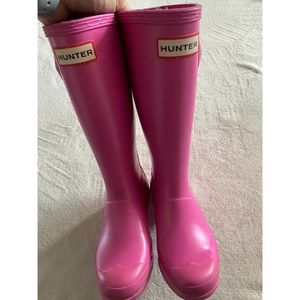 Original Big Kids Gloss Rain Boots: Bright Pink